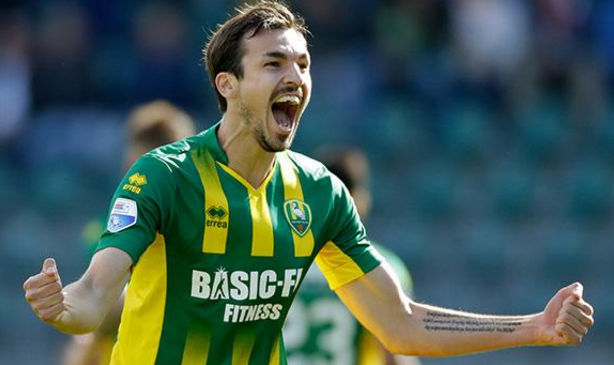 半岛体育-上海申花今晨完成体检，志在荷甲名次提升，更衣室稳定，身体对抗强度拉满的简单介绍